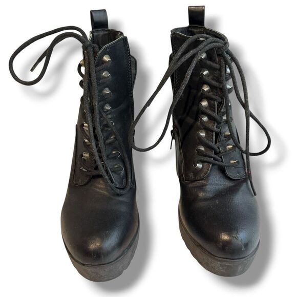 Madden Girl Black Lace-Up Platform Ankle Boots Women's Size 8M - Picture 5 of 9